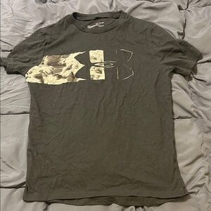 Under Armour Kid’s Gray T-Shirt
